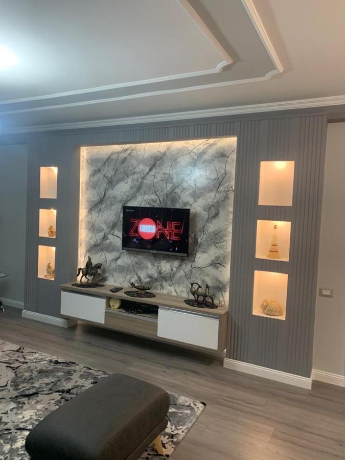 Vila Leo Lux Korce Extérieur photo