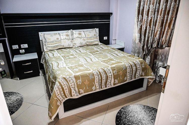 Vila Leo Lux Korce Extérieur photo